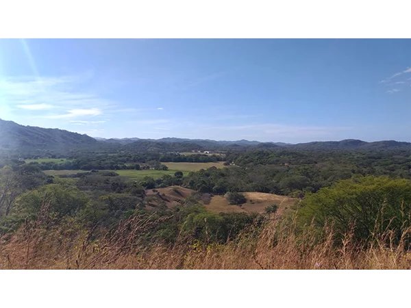 EXCLUSIVITÉ - Magnifique propriété (finca) de 20 hectares avec vue époustouflante de 360°