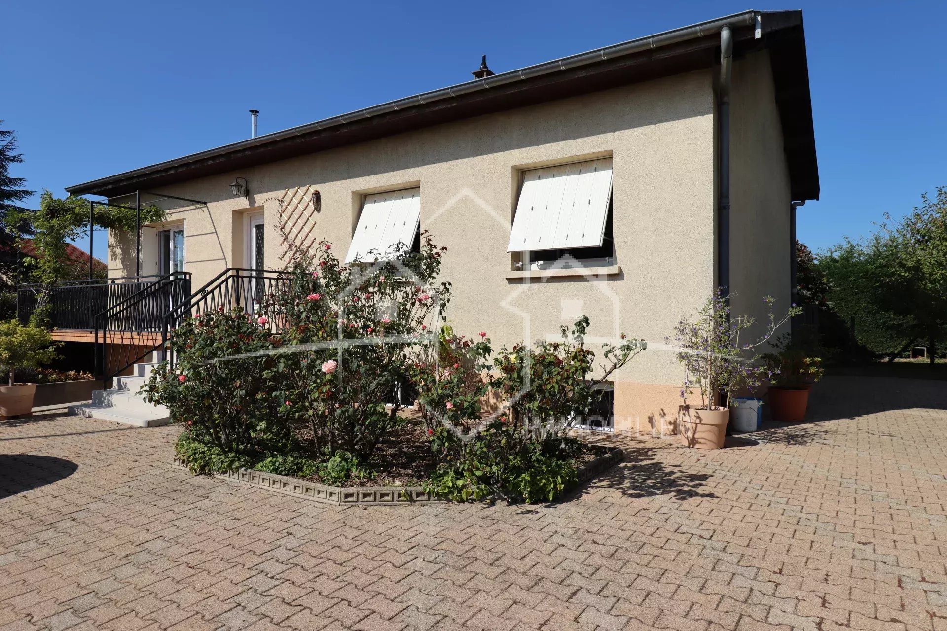 MAISON T4 AVEC SOUS-SOL