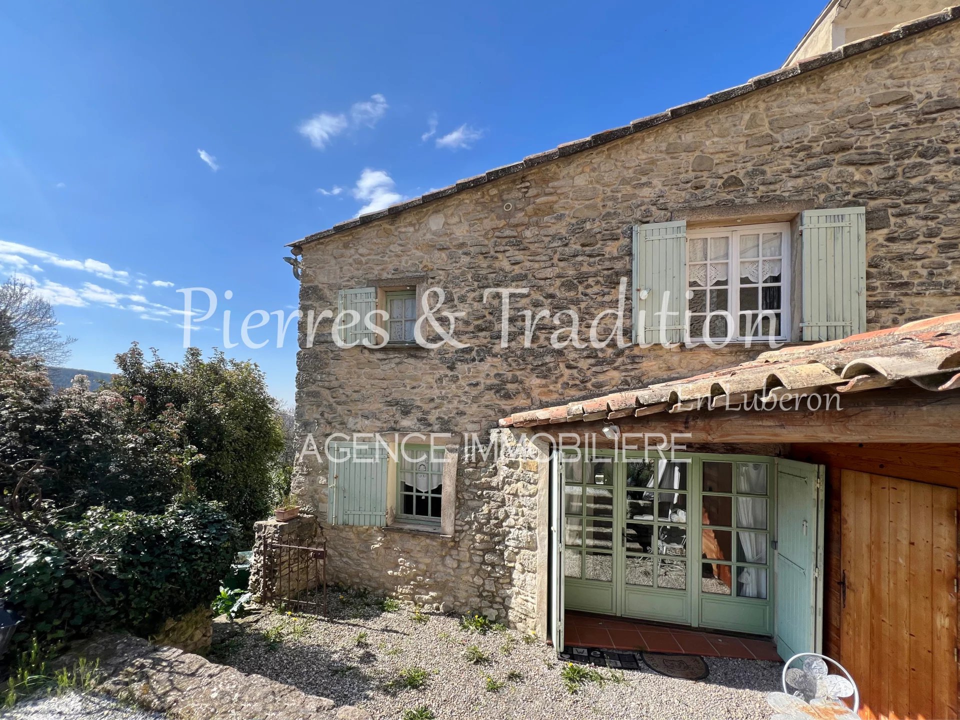 Agence immobilière de Pierres et Tradition en Luberon Apt