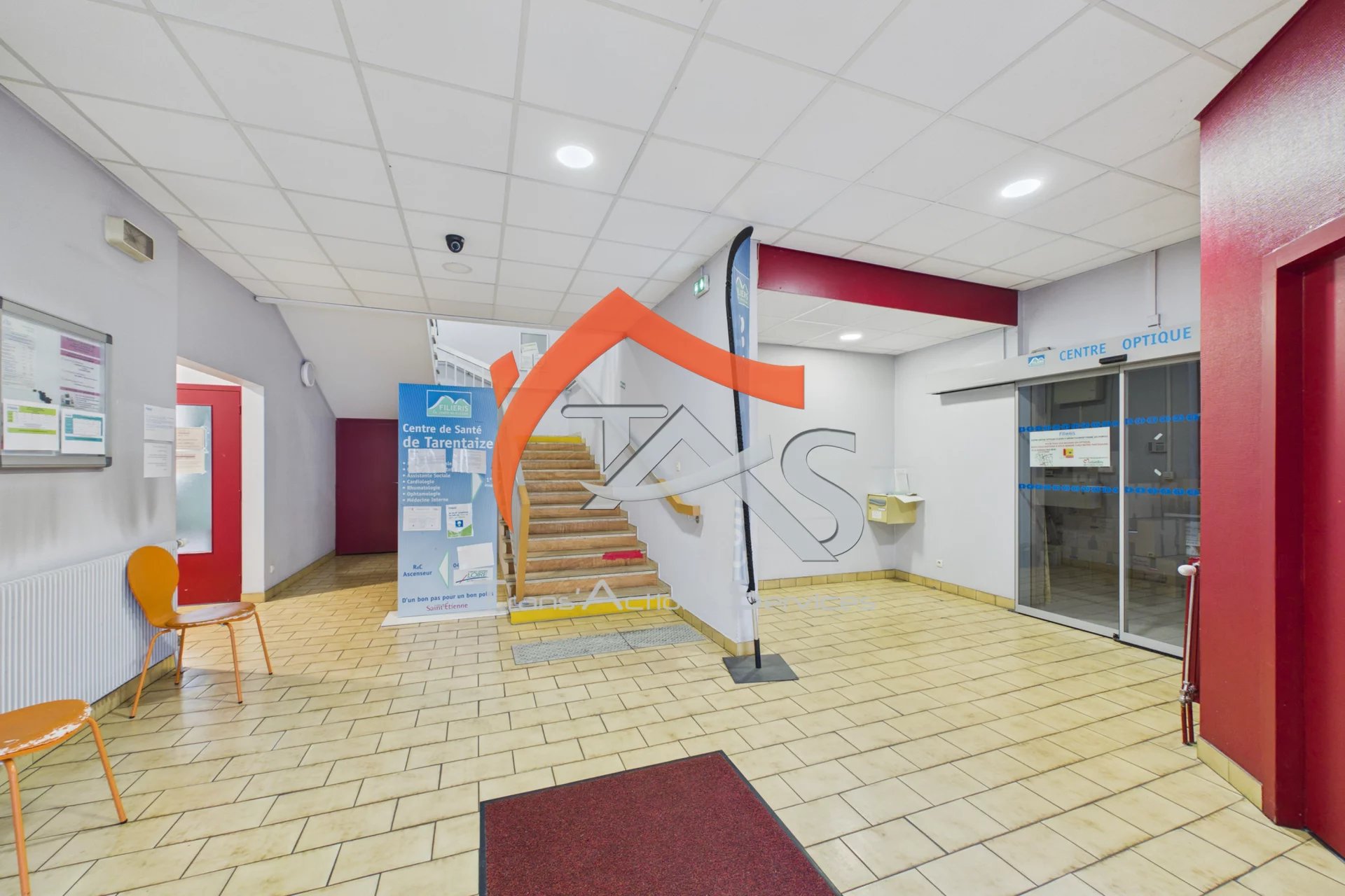 Entrepôt à vendre, 994 m², Saint-Étienne