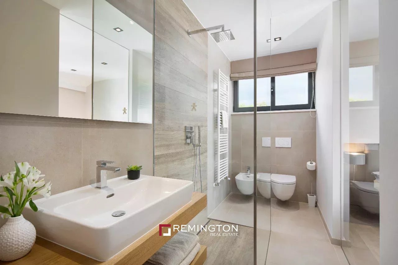 4 Bedroom Villa/Townhouse's Image 11
