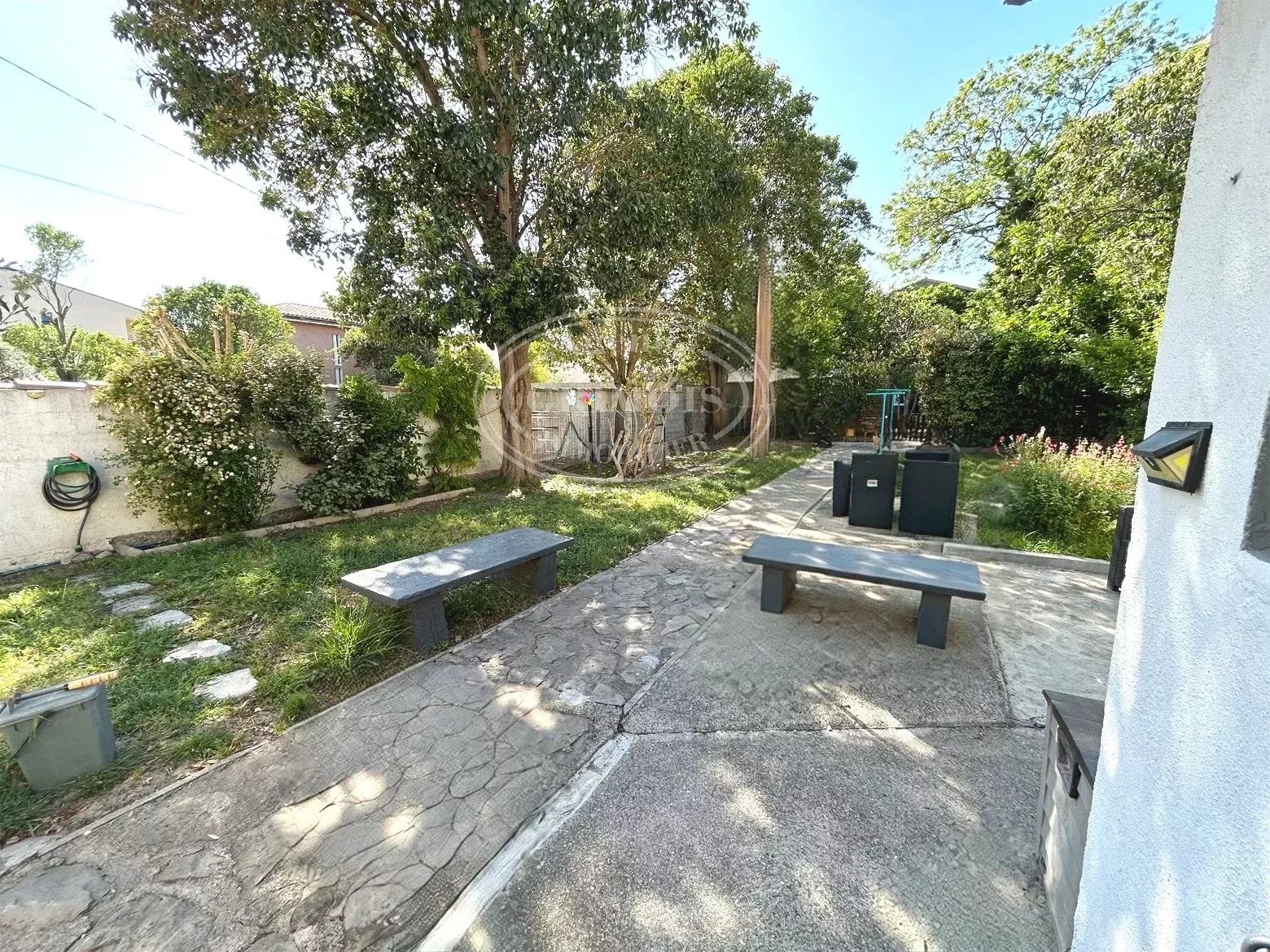 Maison 4 pièces 76m² terrain 568m²