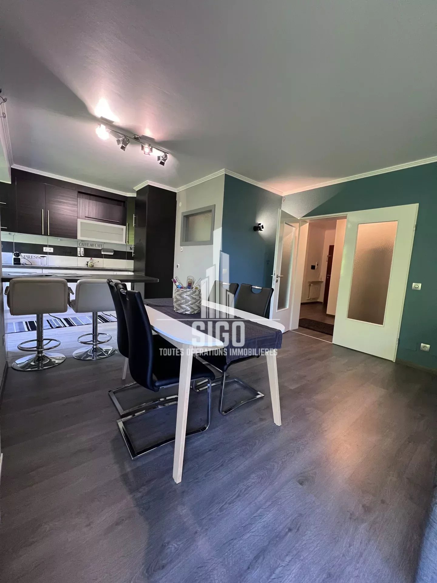 Agence immobilière de 