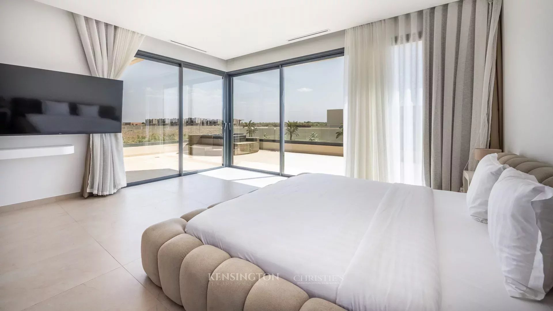 5 Bedroom Villa/Townhouse's Image 28
