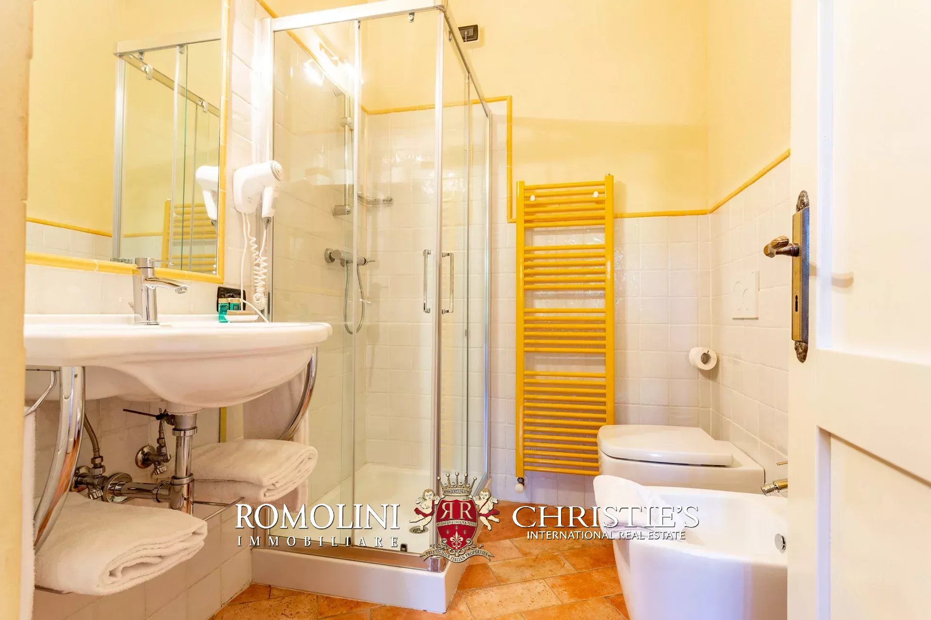 16 Bedroom Villa/Townhouse's Image 70