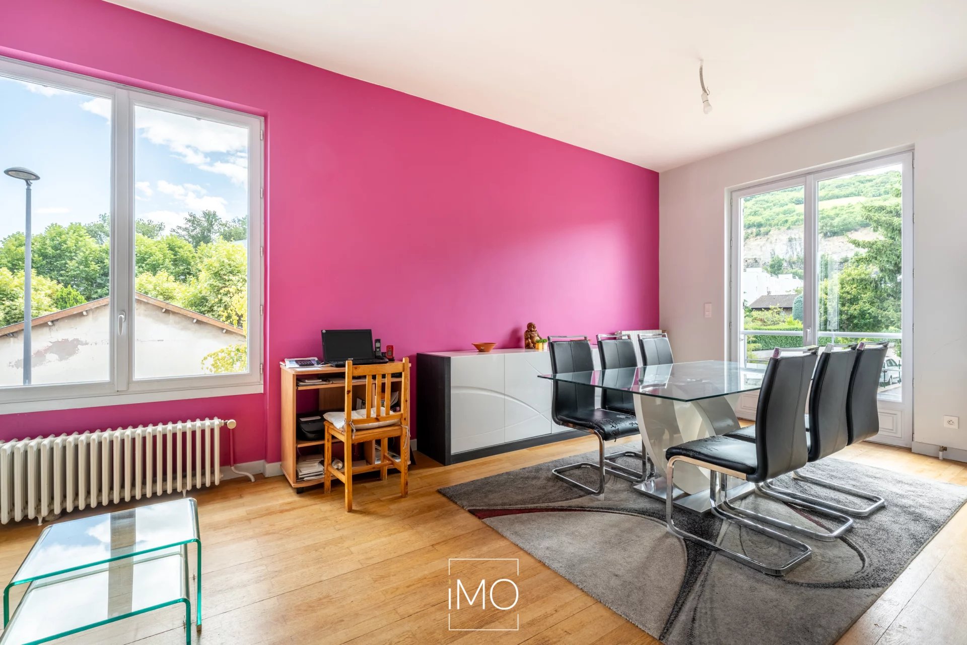 Maison d'environ 80 m² + 40 m² aménageables avec terrain 913 m²