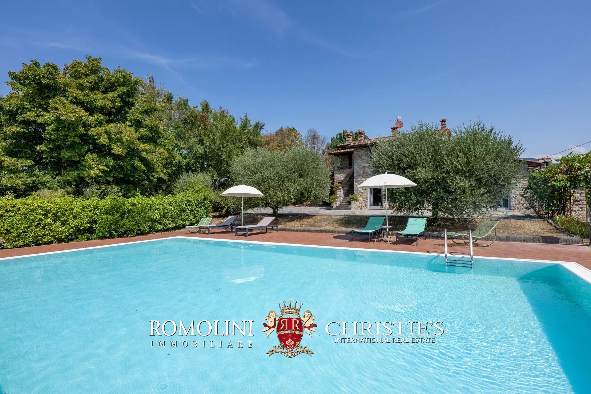 4 Bedroom Villa/Townhouse's Image 11