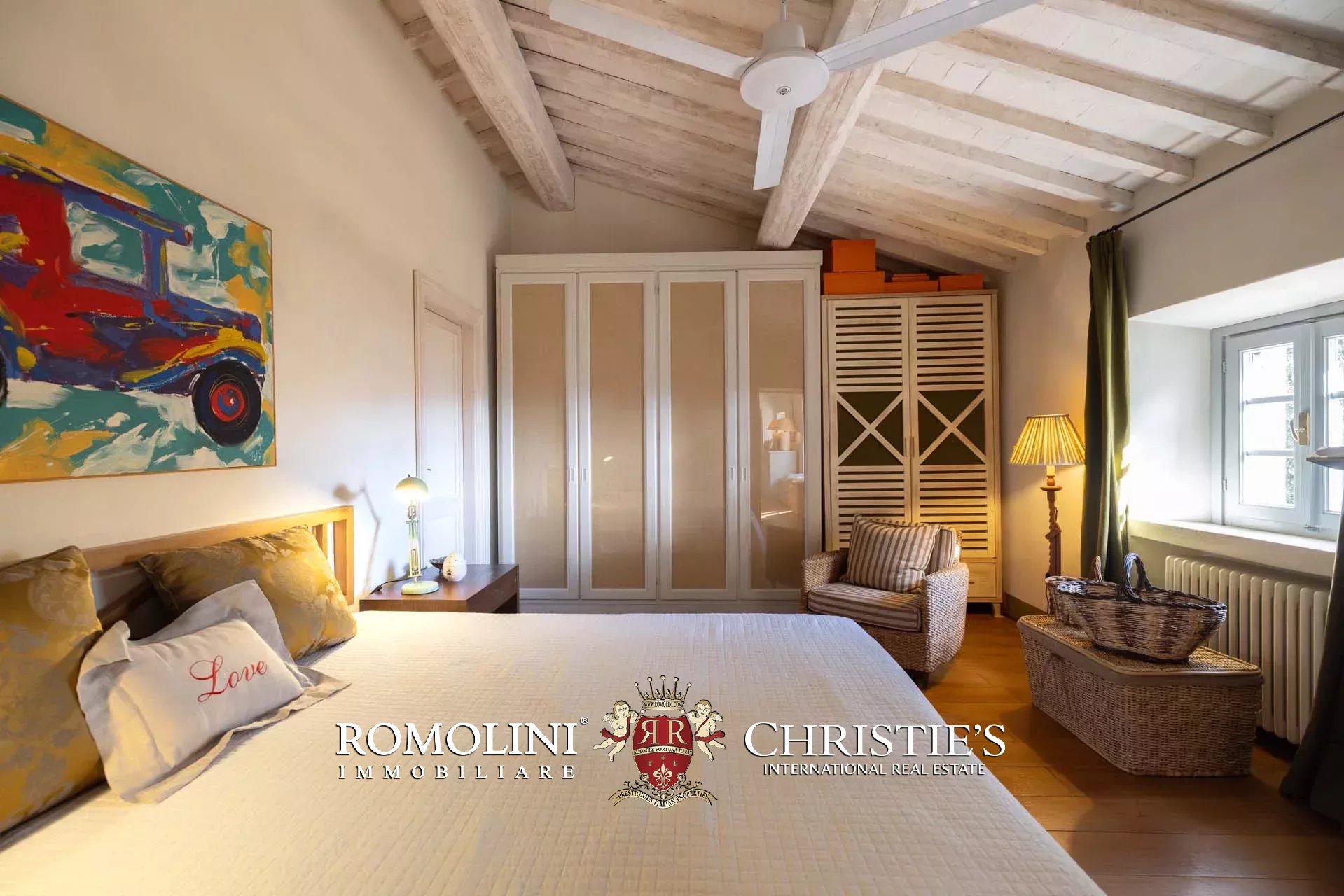 EQUESTRIAN SEA VIEW WINE ESTATE WITH VINEYARDS FOR SALE CLOSE TO BOLGHERI, TUSCANY