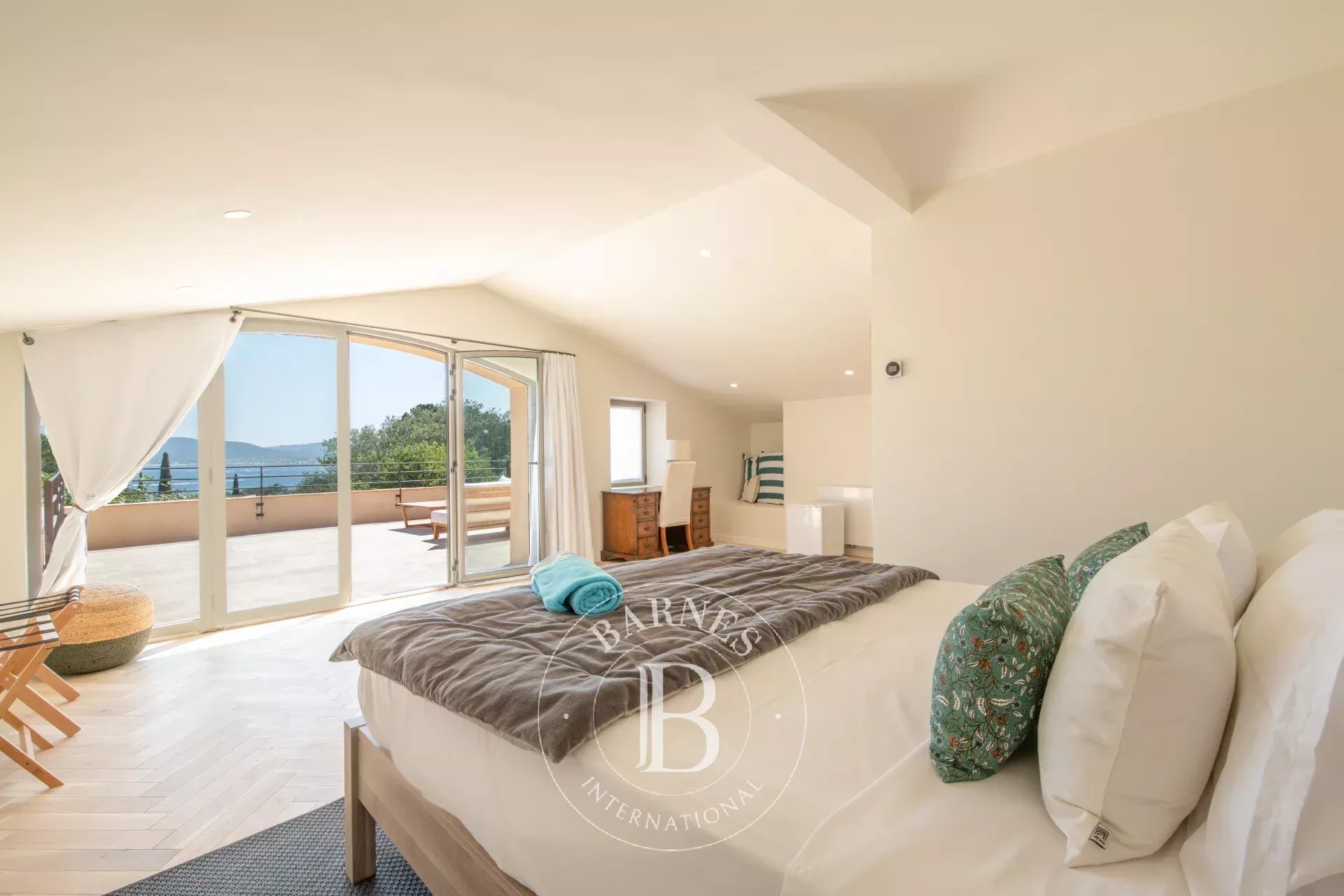 Grimaud  - Property 7 Bedrooms - picture 14