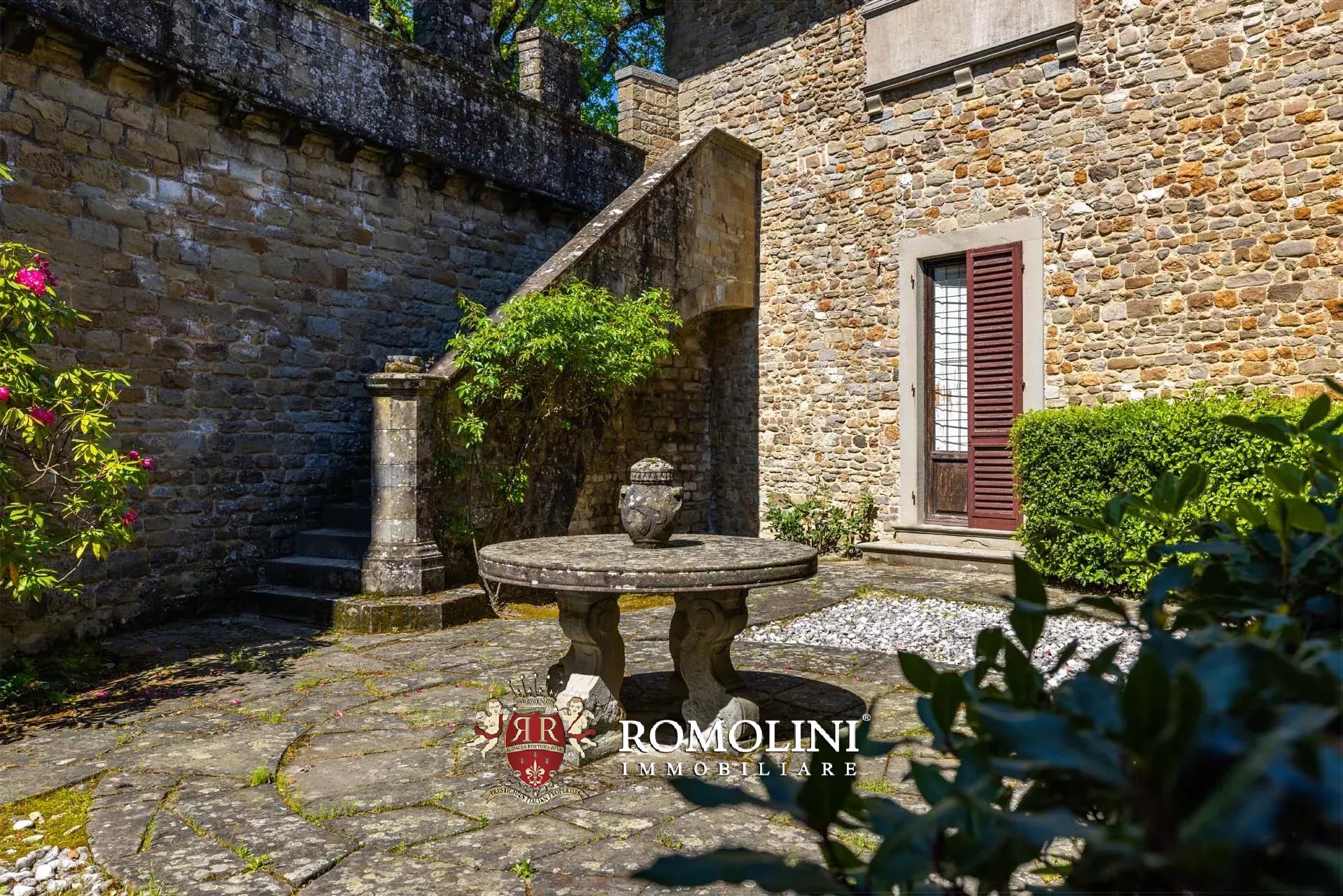 60 Bedroom Chateau's Image 30