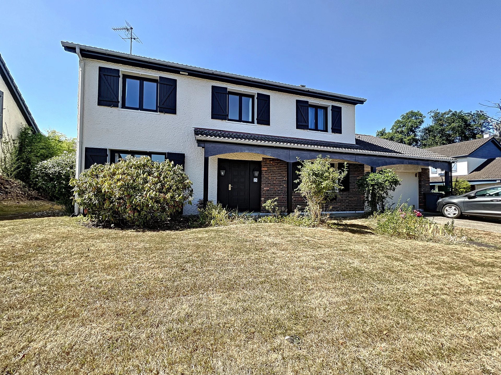 Bonsecours 76240, maison 8 pièces