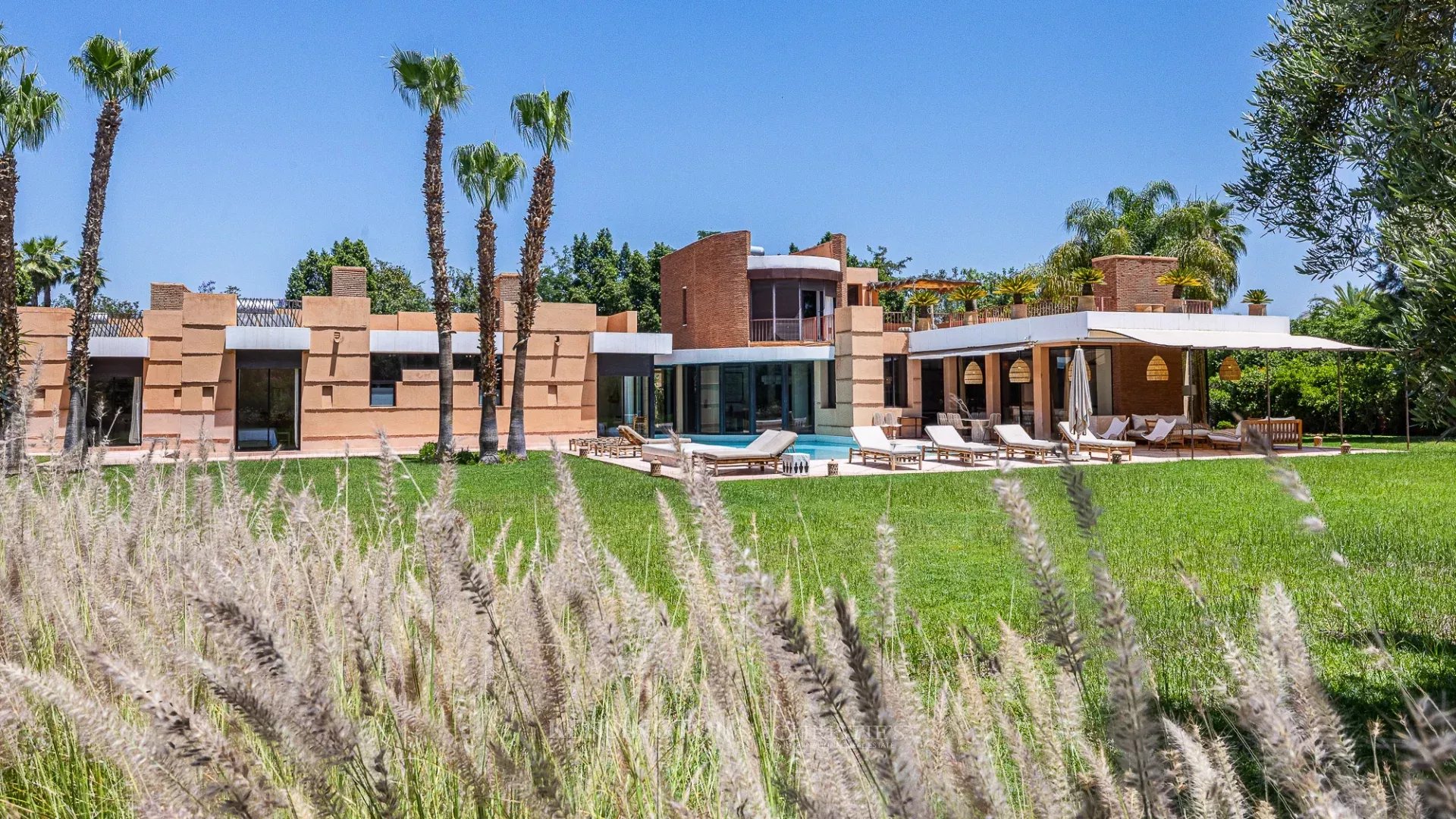 6 Bedroom Villa/Townhouse's Image 24