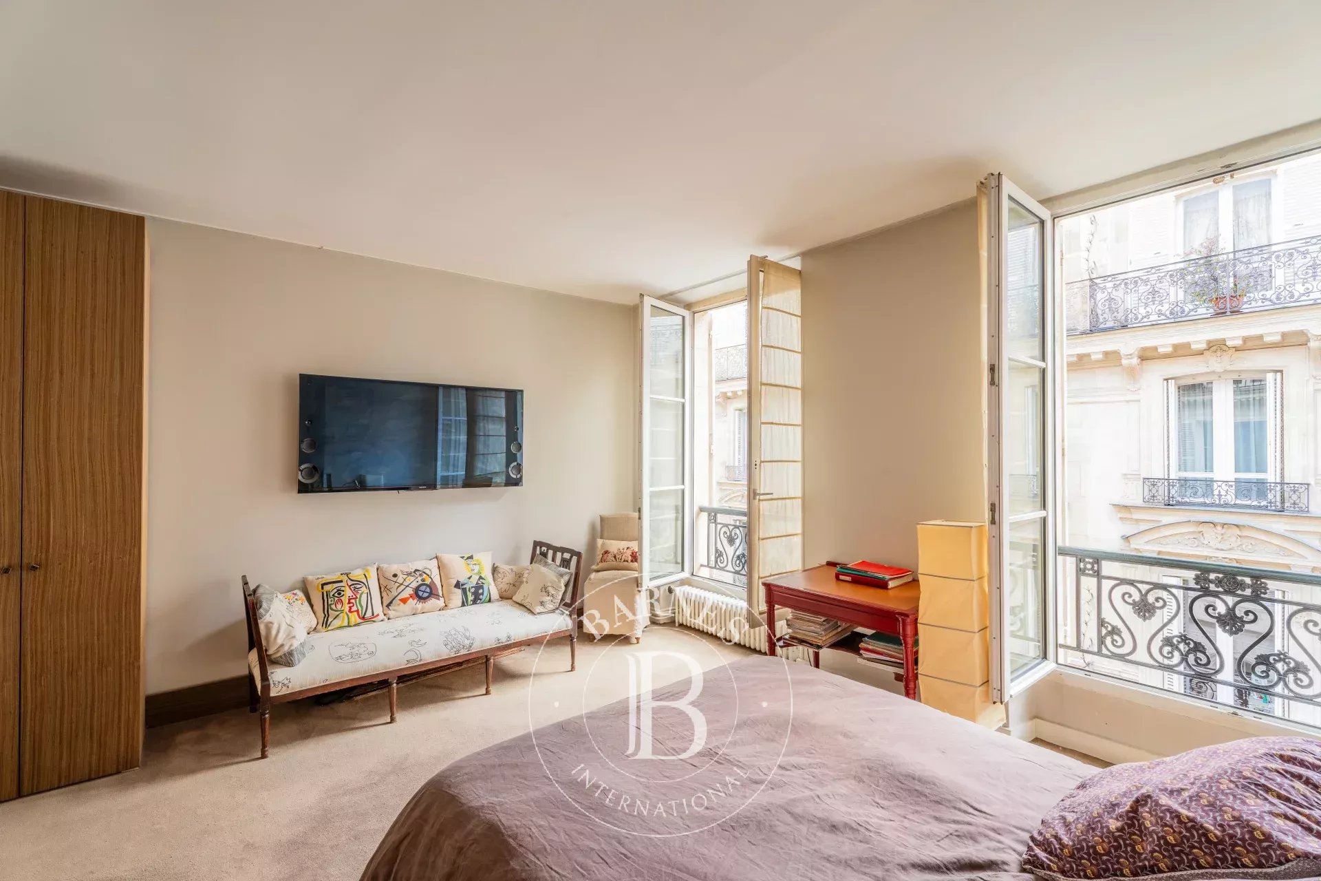 Daire Paris 8ème - picture 8