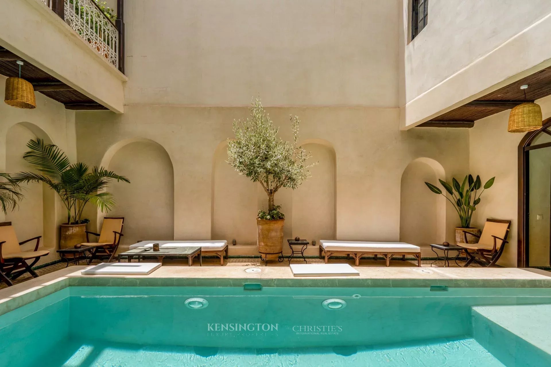 9 Bedroom Villa/Townhouse's Image 20