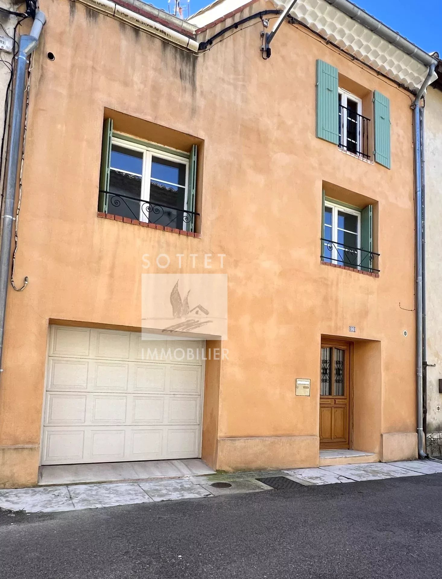 Agence immobilière de 