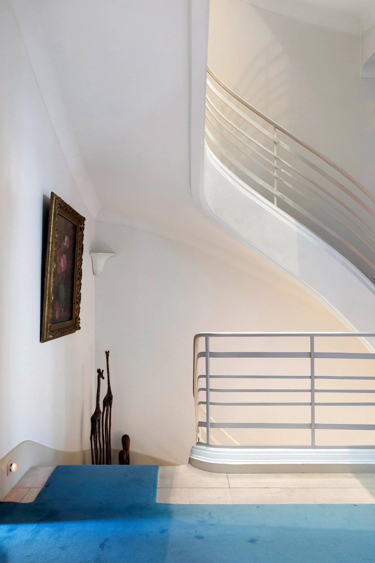 6 Bedroom Villa/Townhouse's Image 16
