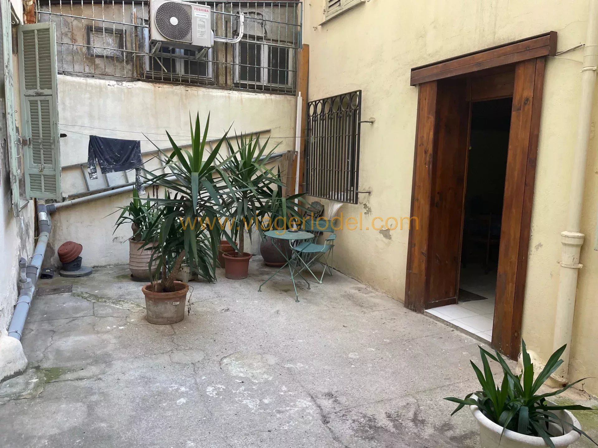Réf. 9779 - TERM SALE VACANT PROPERTY - NICE (06)