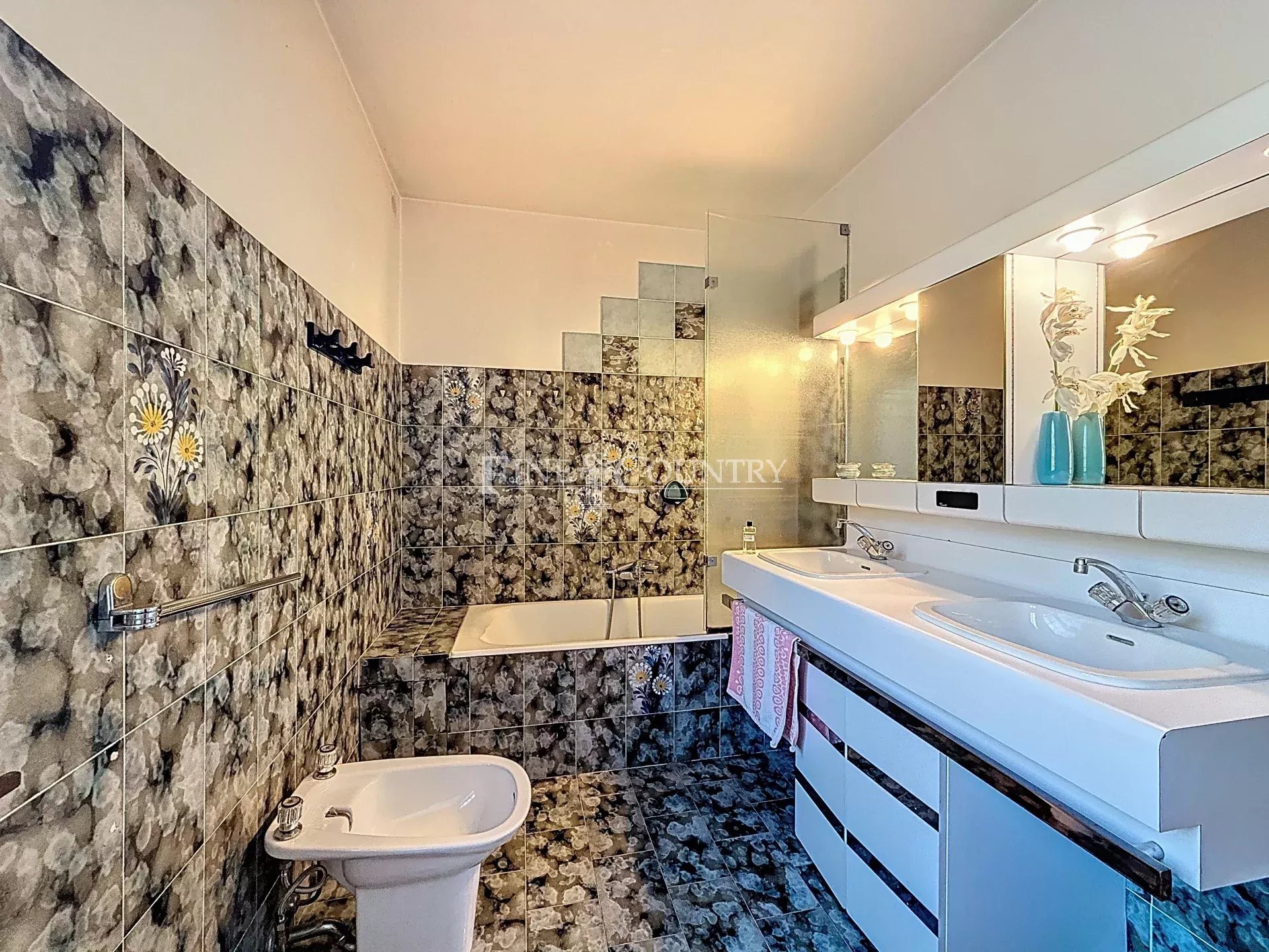 Photo of For sale property in Cabris