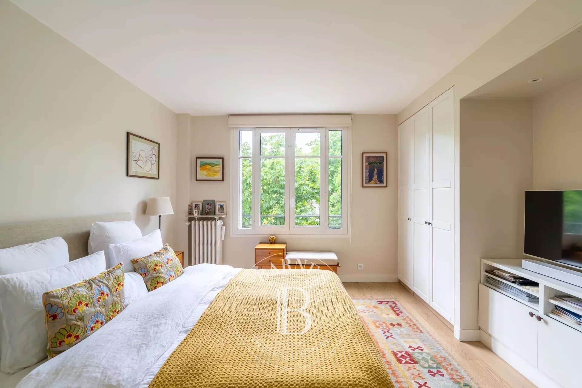 Sole agent - Neuilly - Argenson  Apartment in immaculate condition - 3-bed - Unobstructed views - picture 13