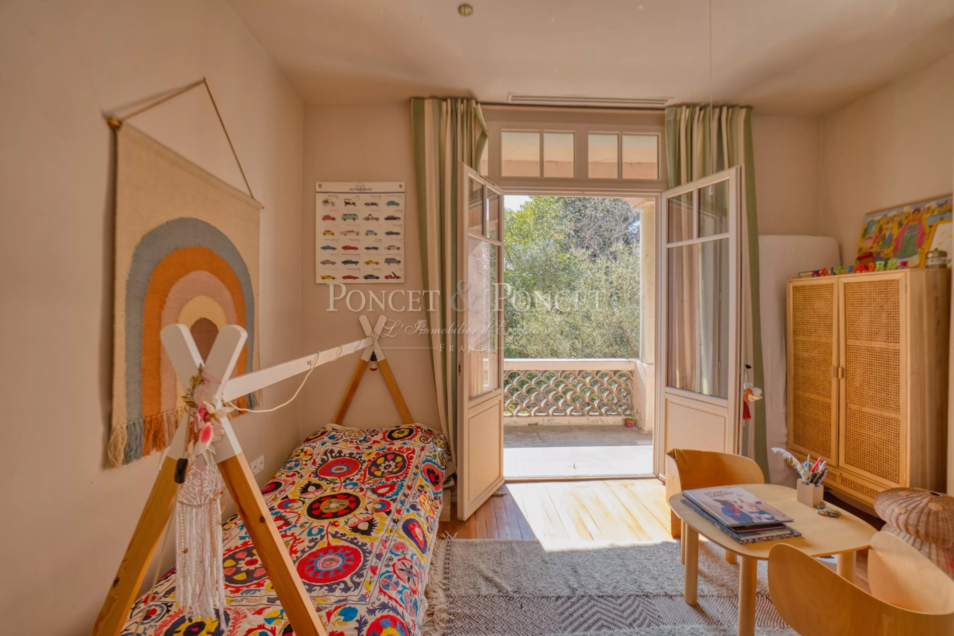 4 Bedroom Villa/Townhouse's Image 6