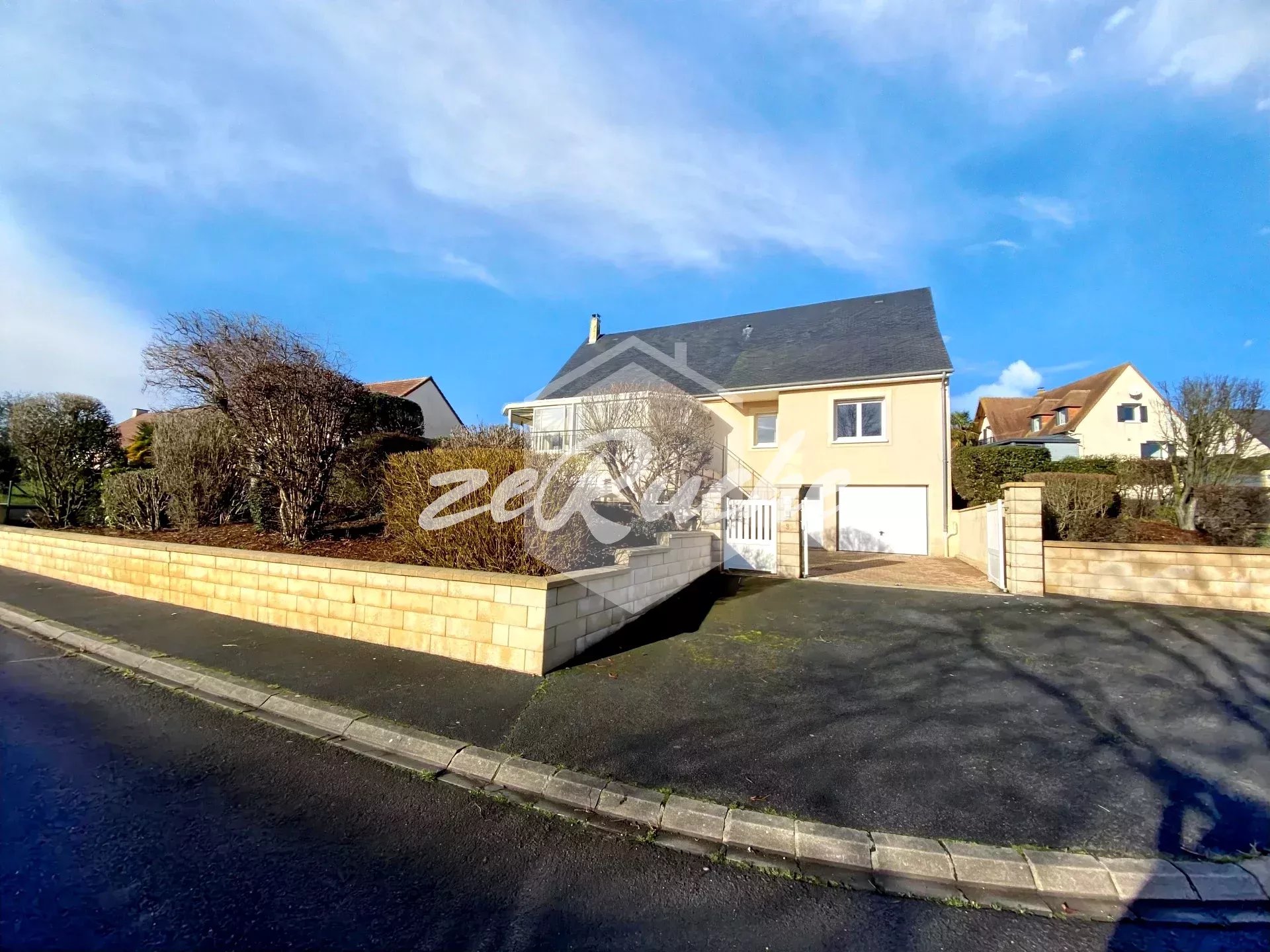 Agence immobilière de ZERUCHE