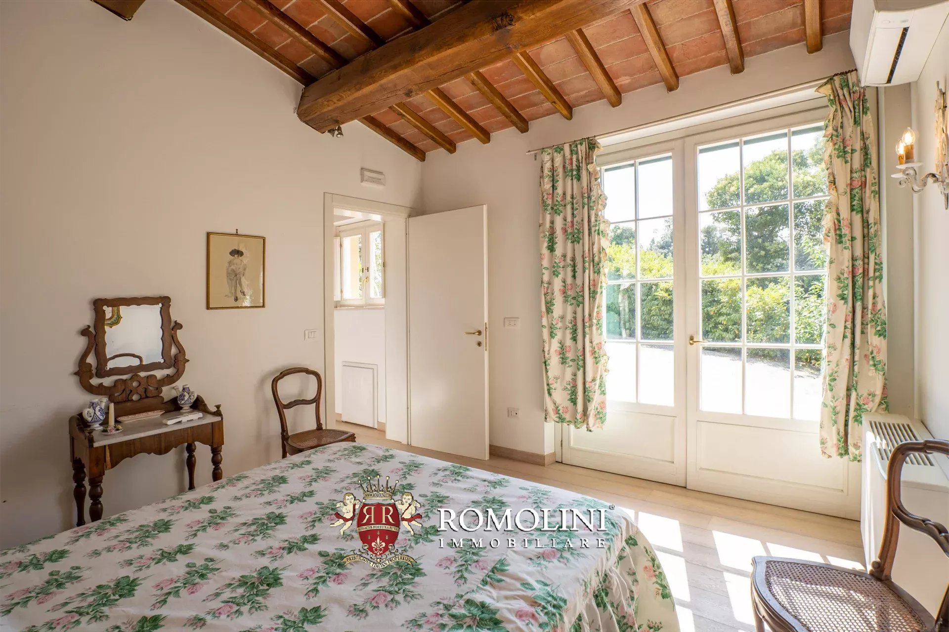 2 Bedroom Villa/Townhouse's Image 22