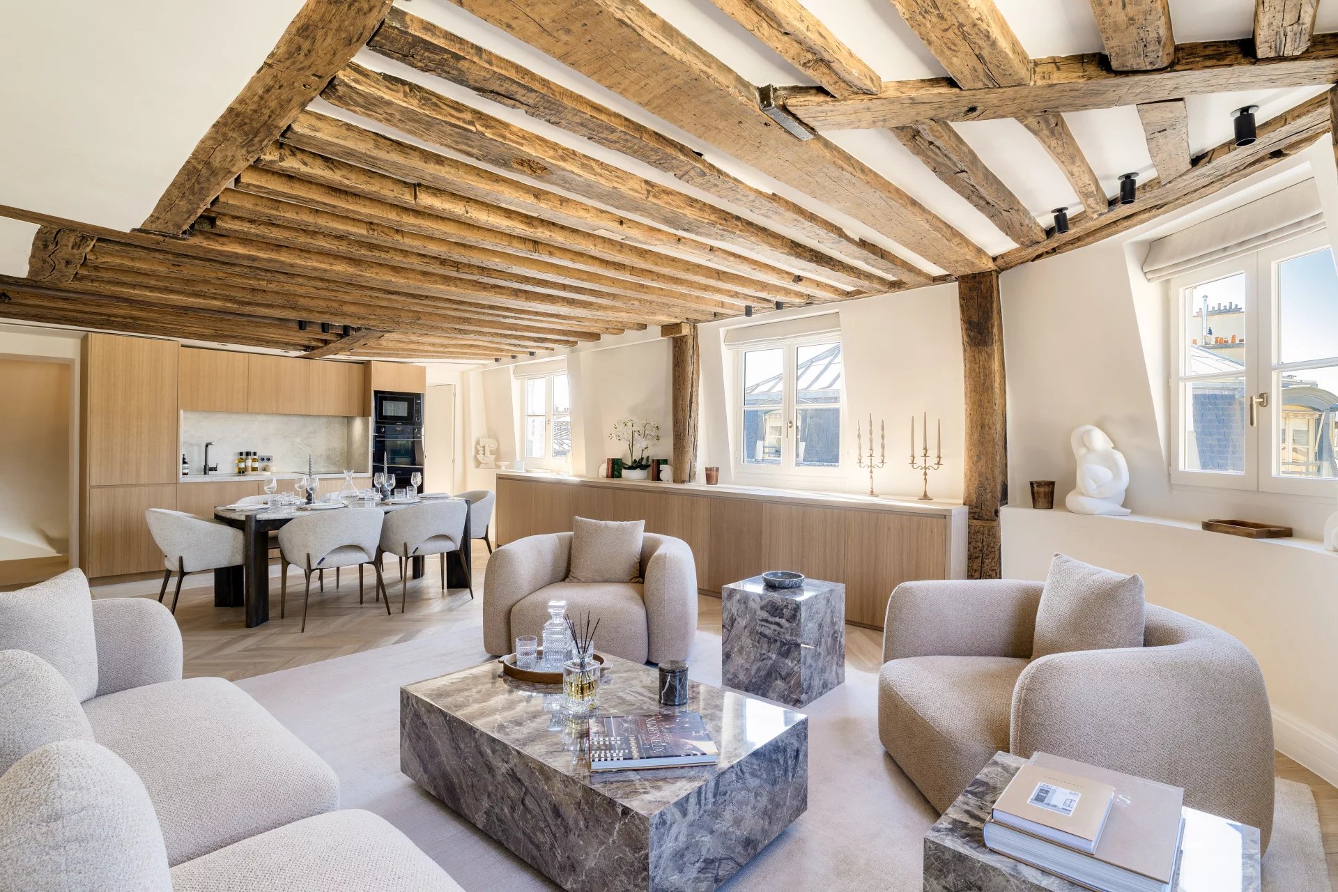 Sale Apartment Paris 1st