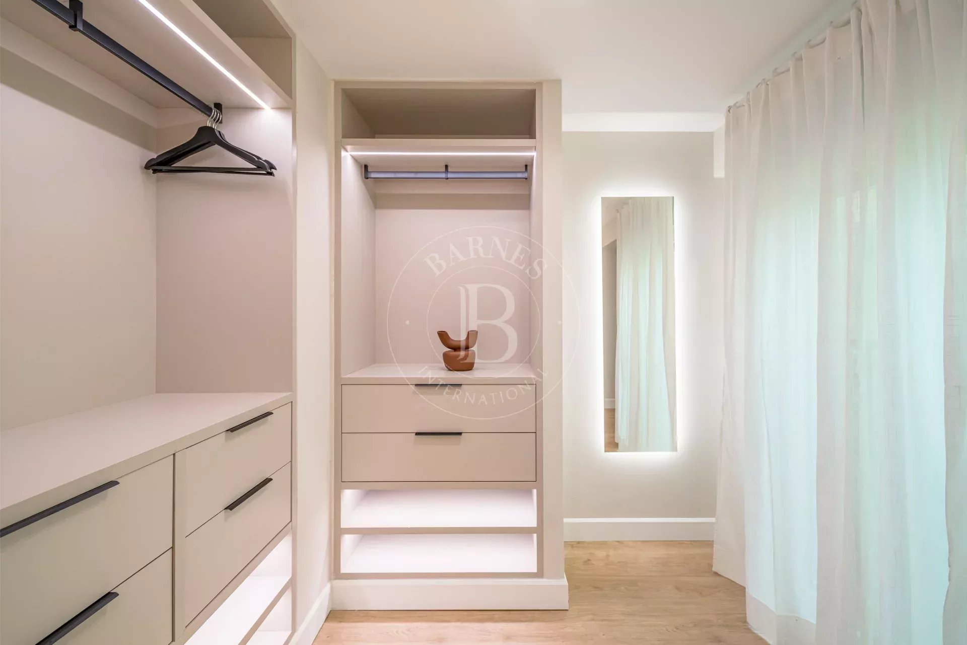 Daire Madrid - picture 13