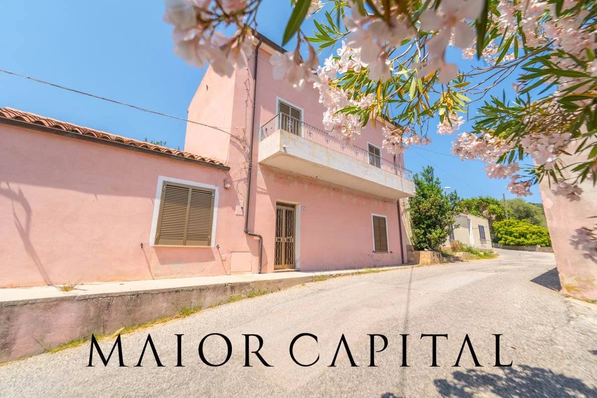 Posada | Sas Murtas | Casa bifamiliare con possibilità di terreno e garage