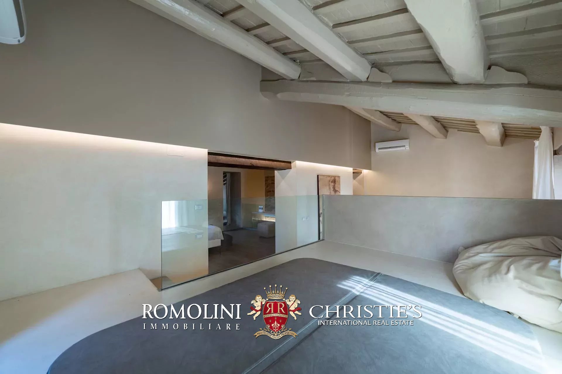 19 Bedroom Villa/Townhouse's Image 18