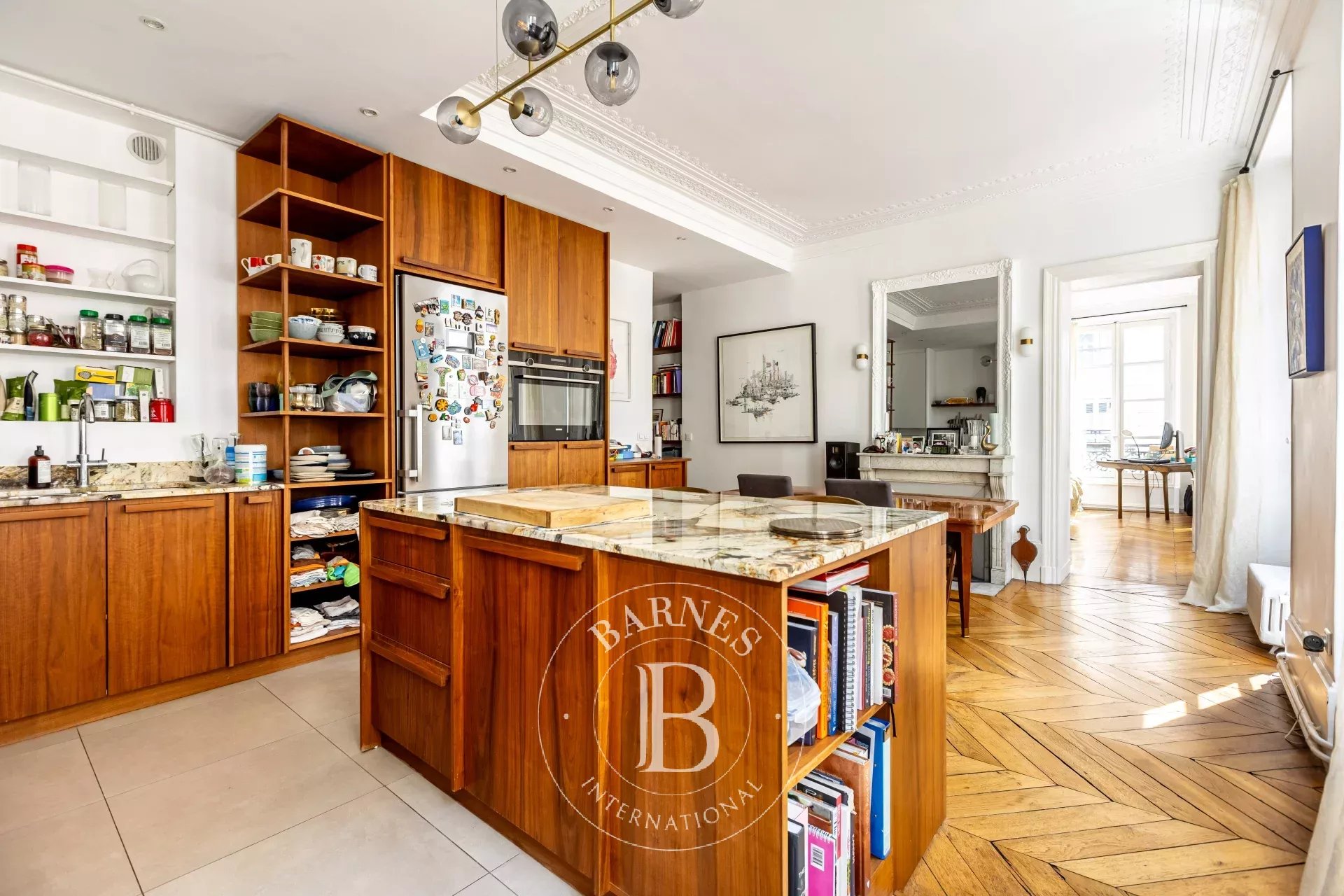Apartment Paris 75007  -  ref 87111671 (picture 3)