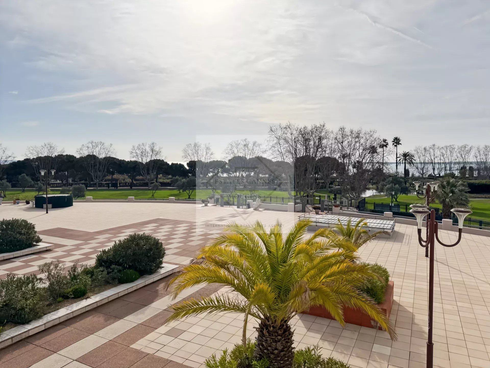Juan-les-Pins – Résidence en bord de mer — photo 10
