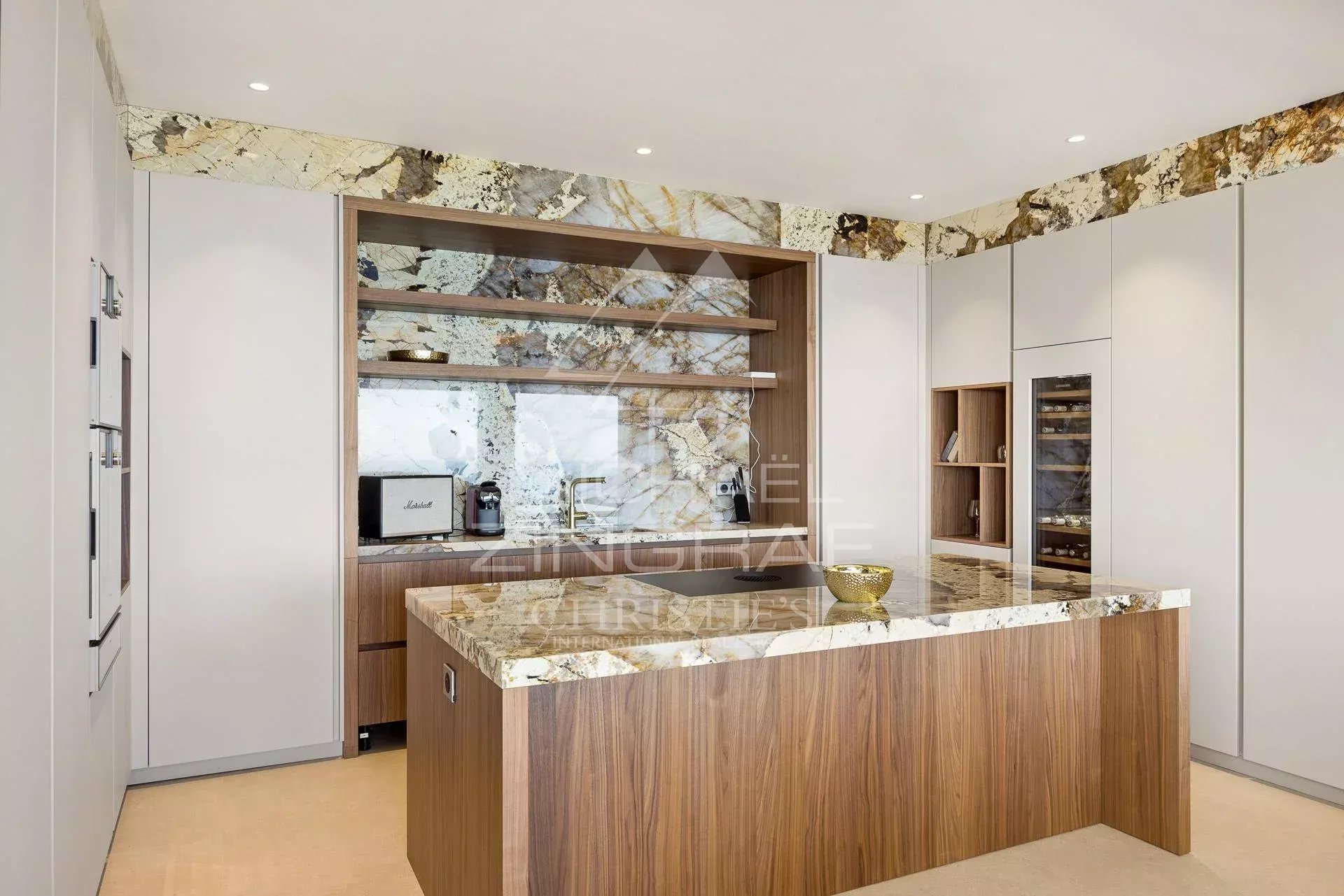 5 Bedroom Villa/Townhouse's Image 5