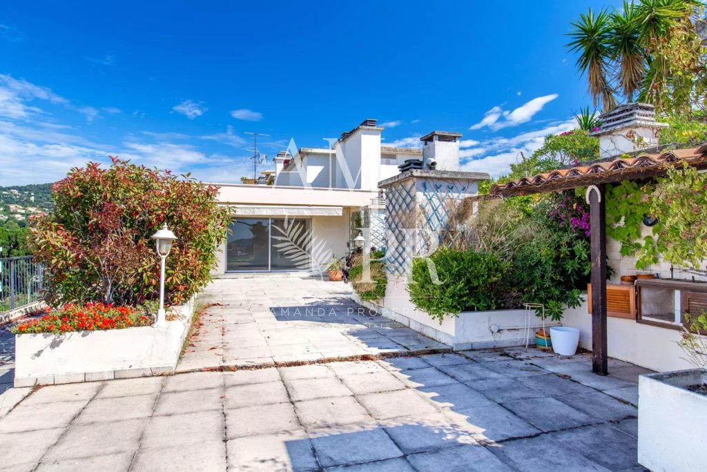 Apartment for sale in Nice — 3-Bedroom Apartment in Nice