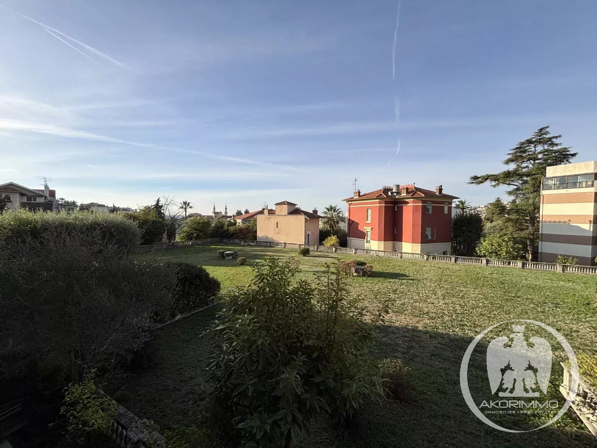 Apartment  - 3 rooms  - 81.65 m2 -