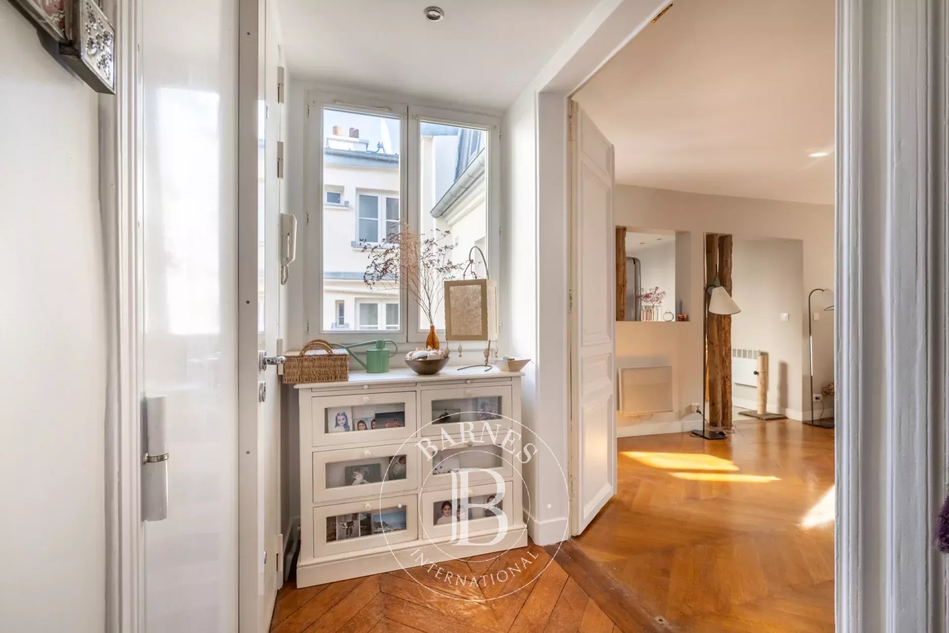 Daire Paris 10ème - picture 5