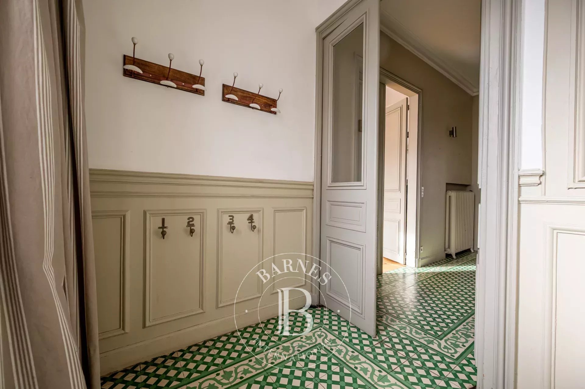 Courbevoie  - Hôtel particulier 8 Pi&egrave;ces 4 Chambres - picture 8