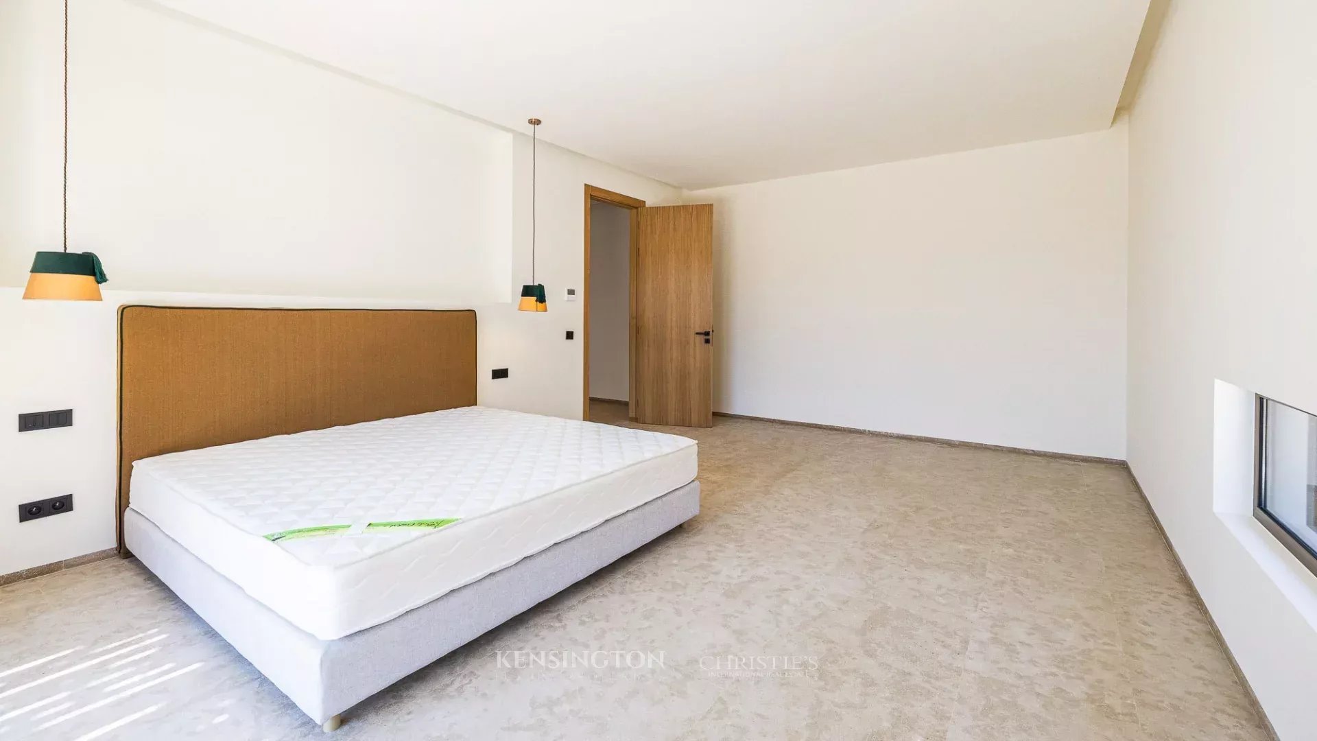 4 Bedroom Villa/Townhouse's Image 33
