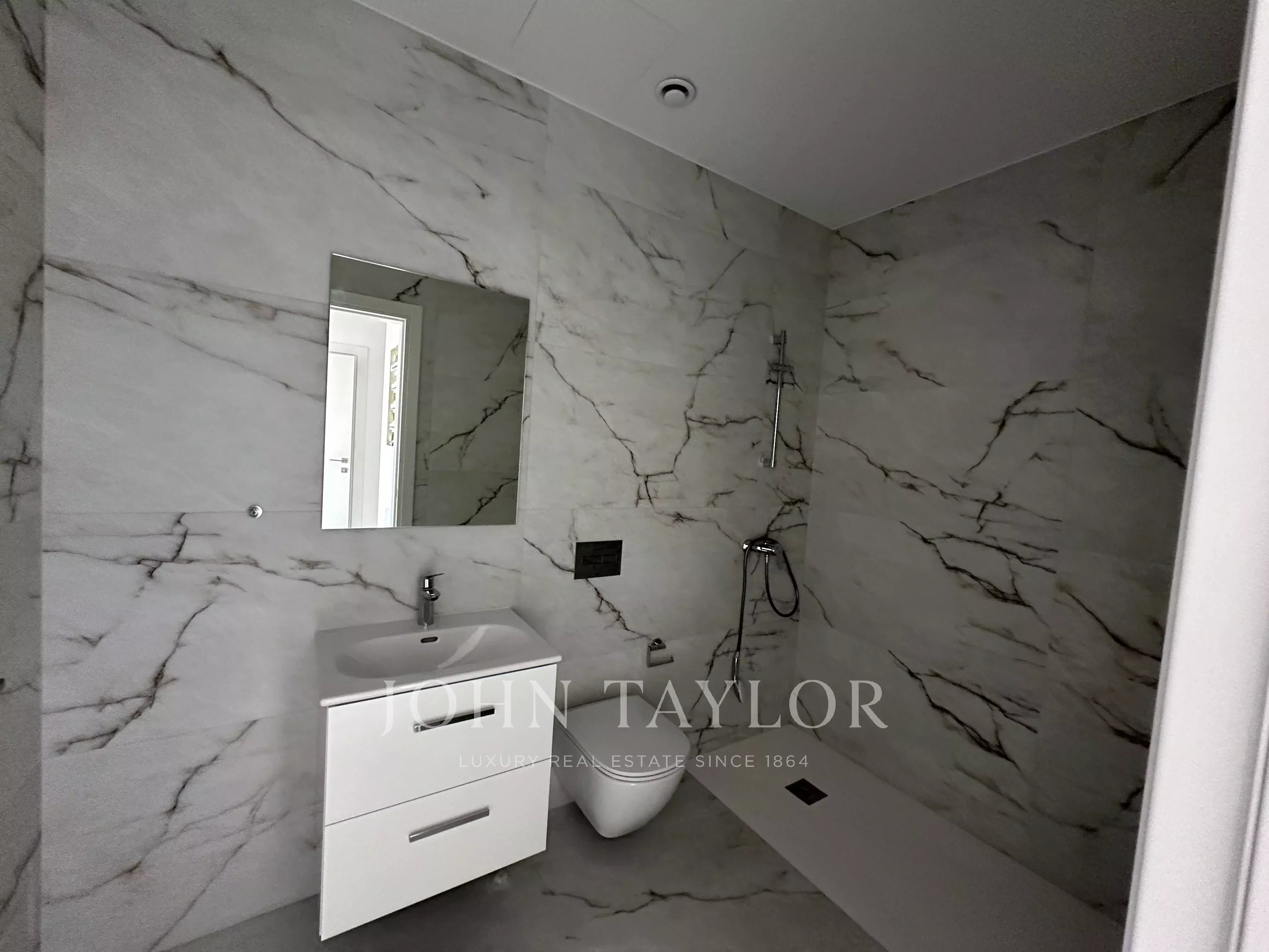 Mieszkanie 2 pokoi 75 m² Limassol District, Cypr