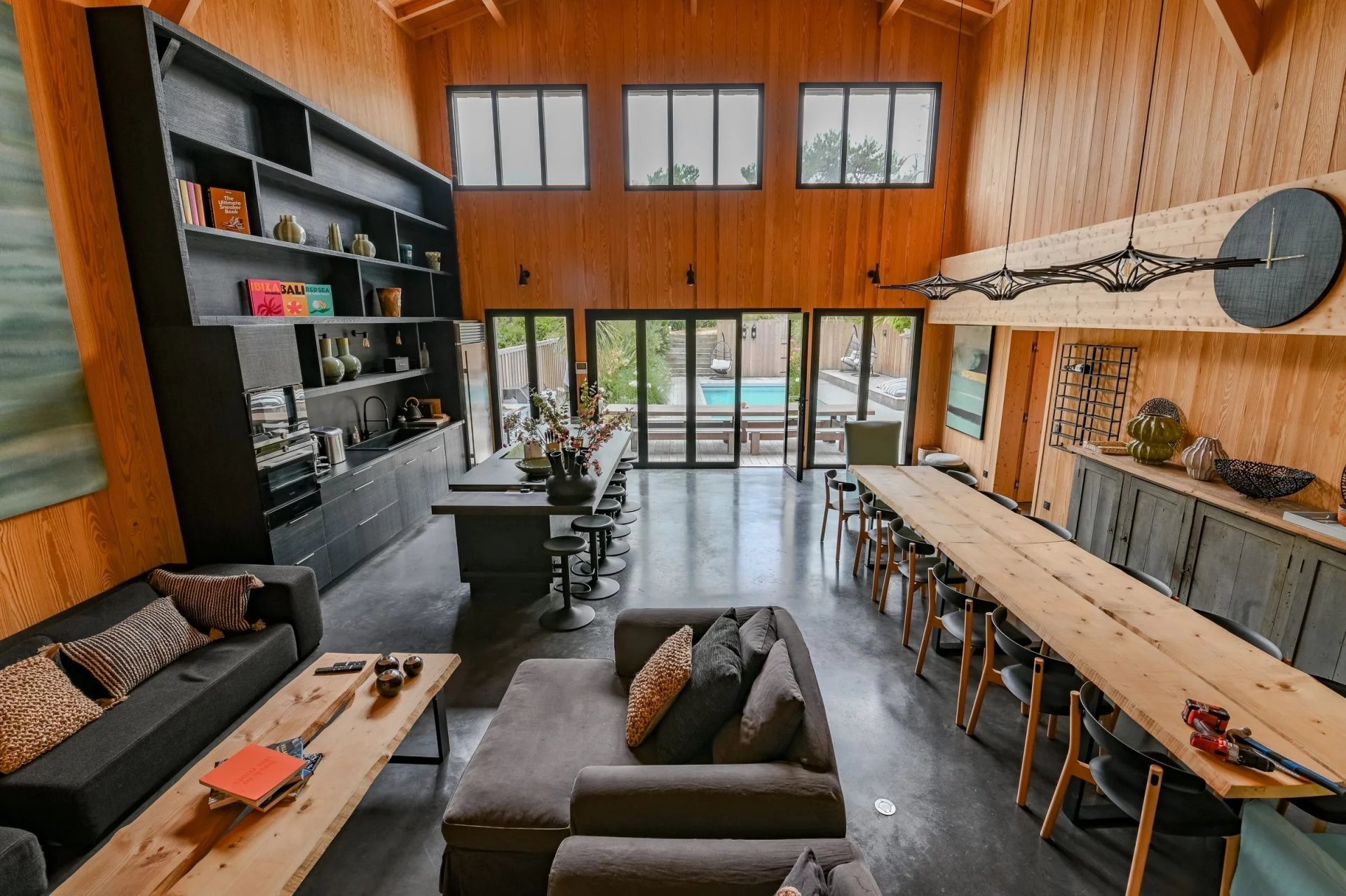 VILLA “PHARE” WITH POOL, LOCATED IN THE HEART OF CAP FERRET – 6 BEDROOMS, UP TO 22 GUESTS - picture 3