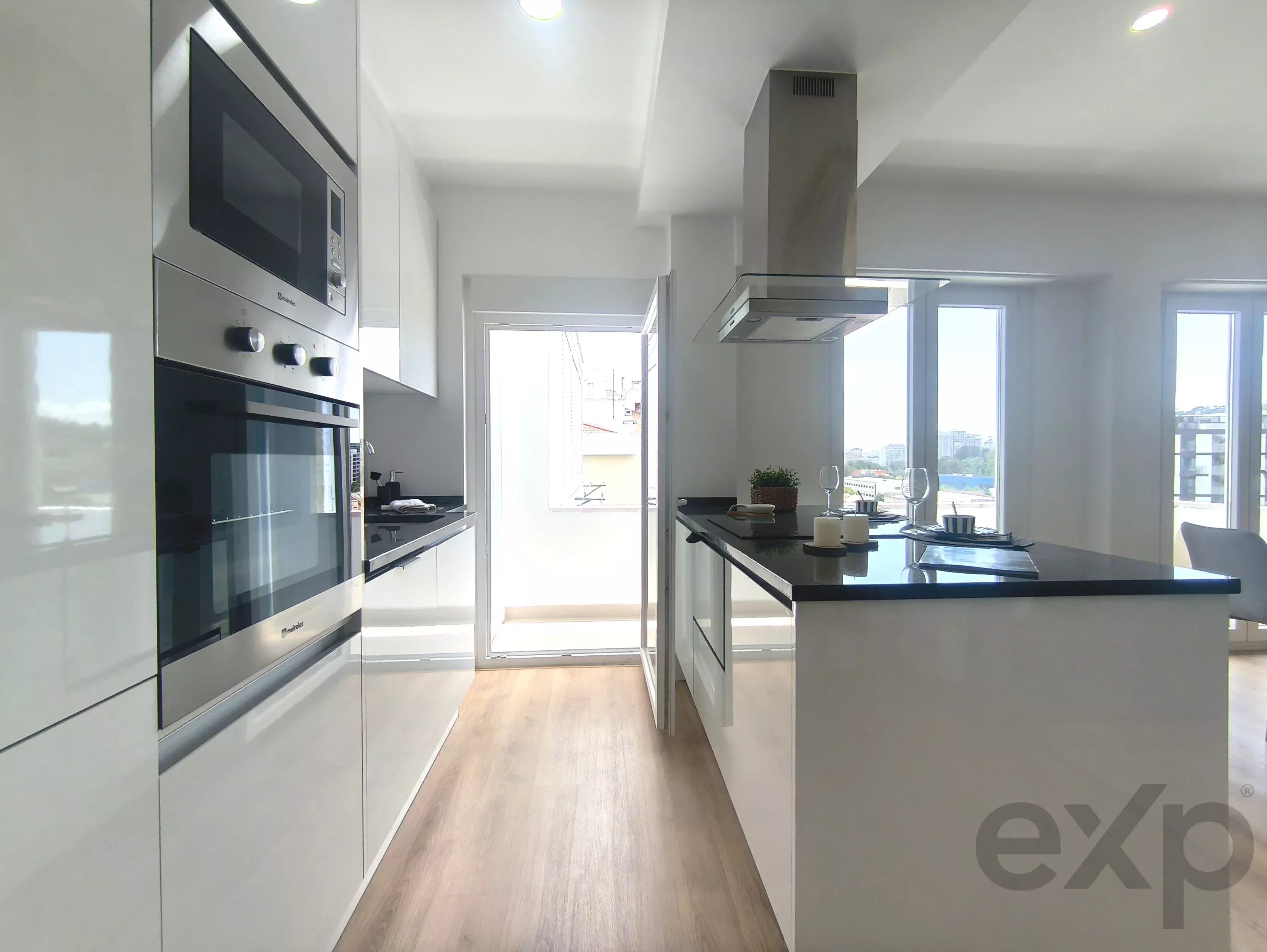 Benfica - Renovated 3-bedroom apartment with elevator 86739721 image 6
