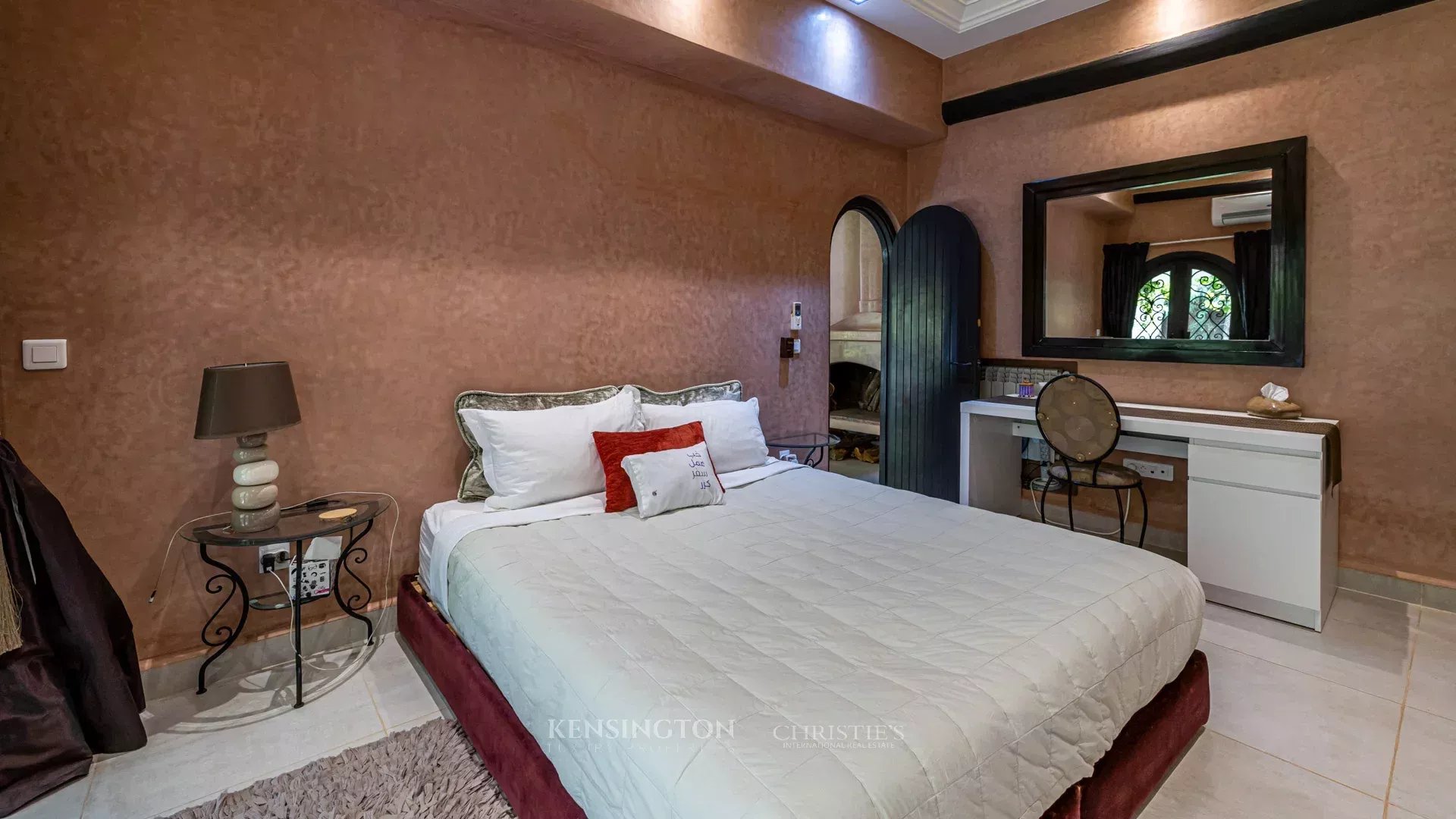 9 Bedroom Villa/Townhouse's Image 16