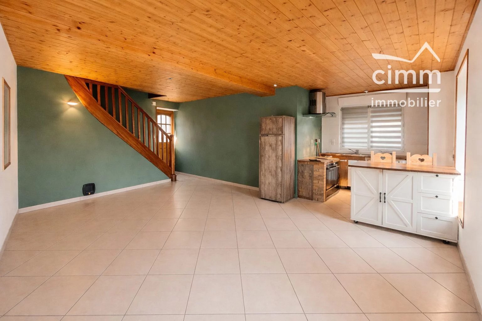 ROYBON (38940) – Maison de village entièrement rénovée avec