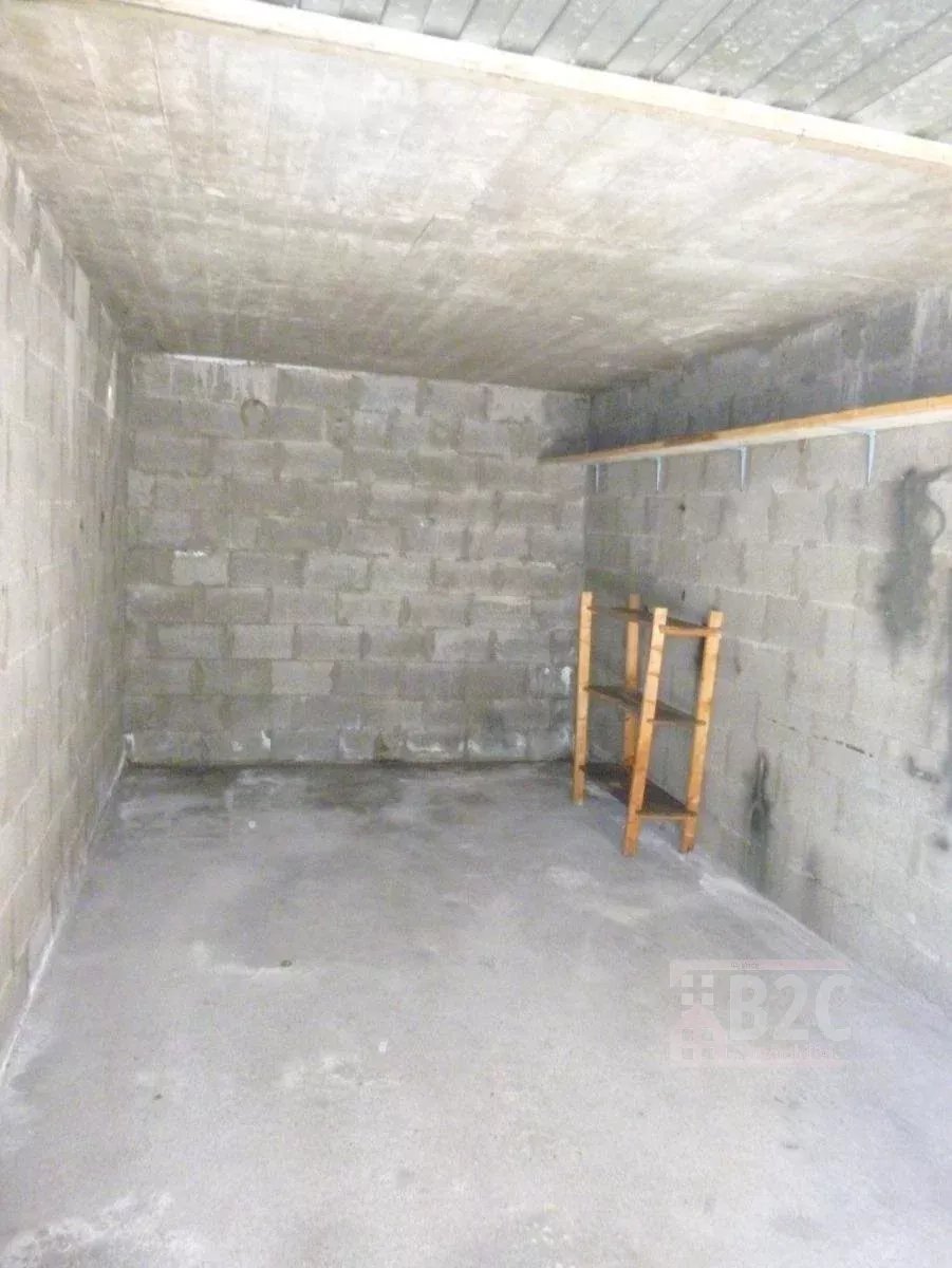 St Martin d'Hères, Garage