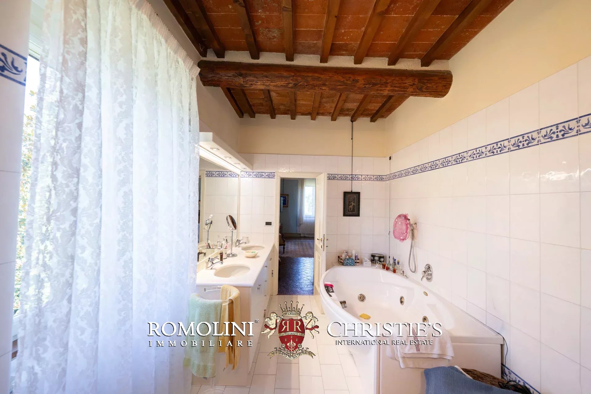 4 Bedroom Villa/Townhouse's Image 56