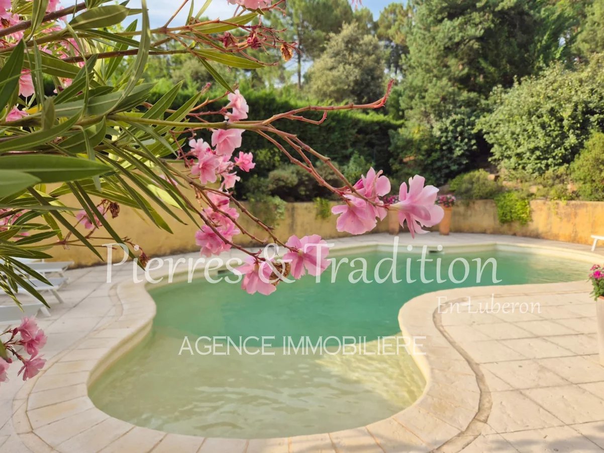 Agence immobilière de Pierres et Tradition en Luberon Apt