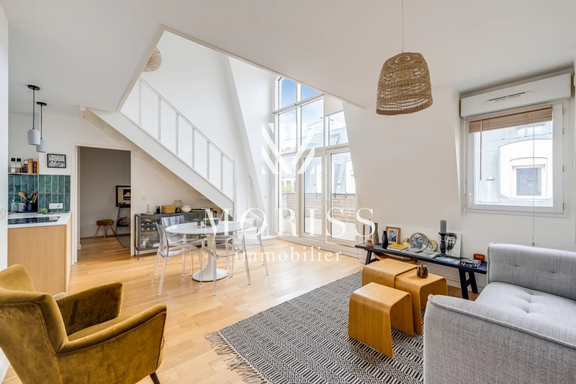 CENTRE VILLE CLICHY– RUE DE NEUILLY – DUPLEX FAMILIAL EN DERNIER - Image Array