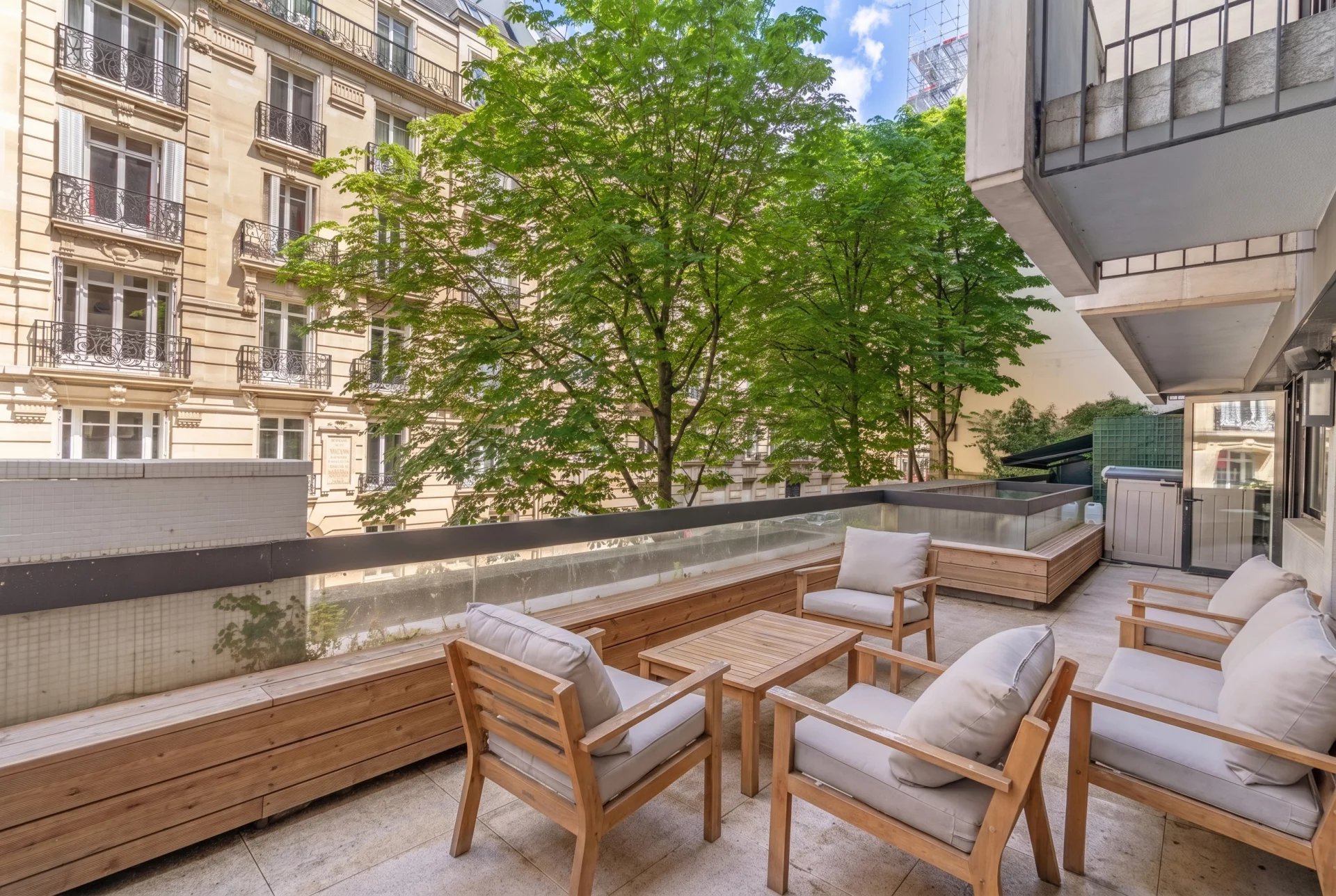 Sale Apartment Paris 16th Porte-Dauphine