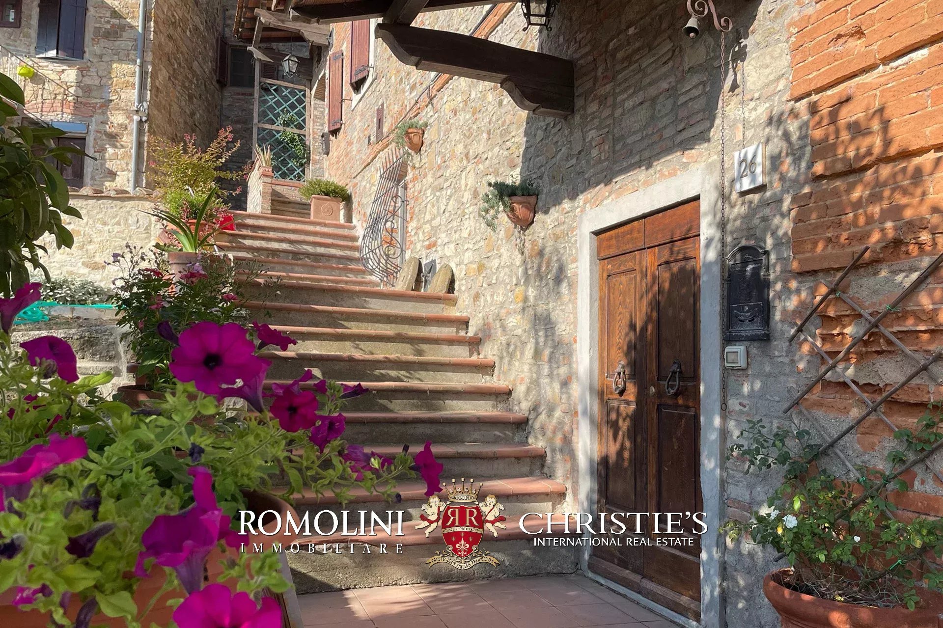 4 Bedroom Villa/Townhouse's Image 6