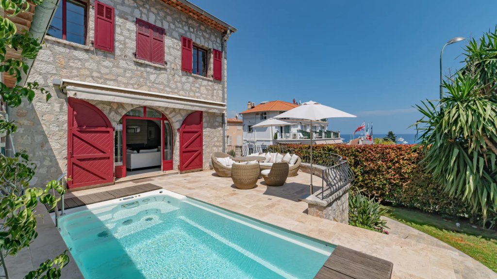 Villa for sale in Saint Jean Cap Ferrat — SAINT-JEAN-CAP-FERRAT - VILLA